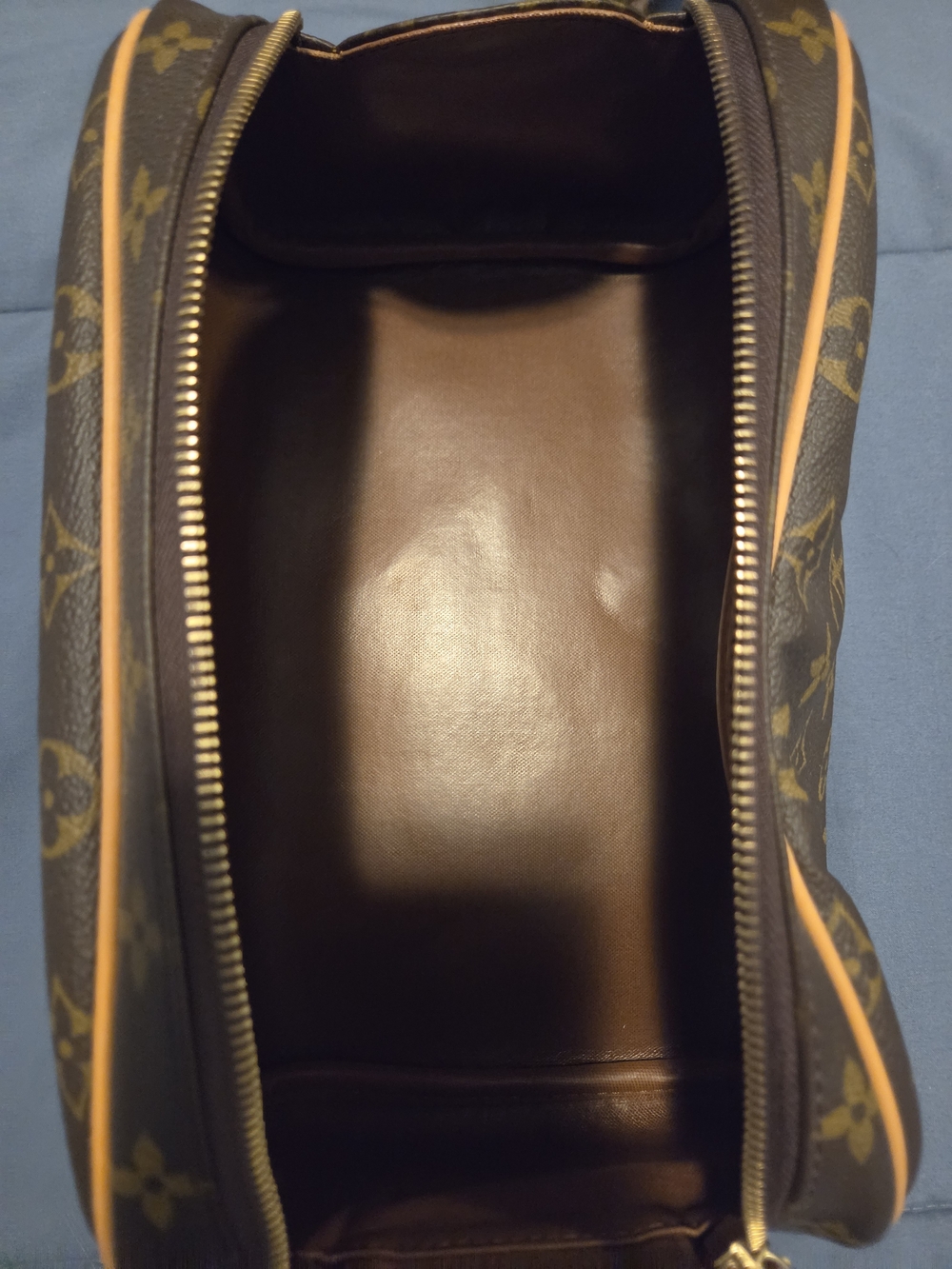 Louis Vuitton Dopp Kit Toilet Pouch Like New Authentic - Picture 11 of 14